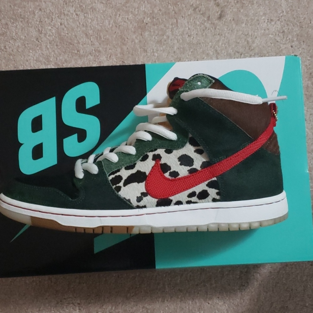 NIKE SB DUNK HIGH PRO QS